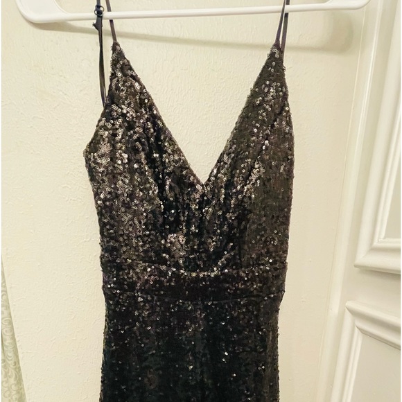 Size 1/2 black sequin low back long V neck dress B. Darlin - Picture 2 of 4